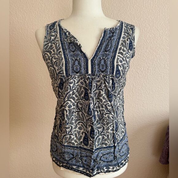 Max Studio Blue and White Paisley Women's Top - Picture 1 of 6